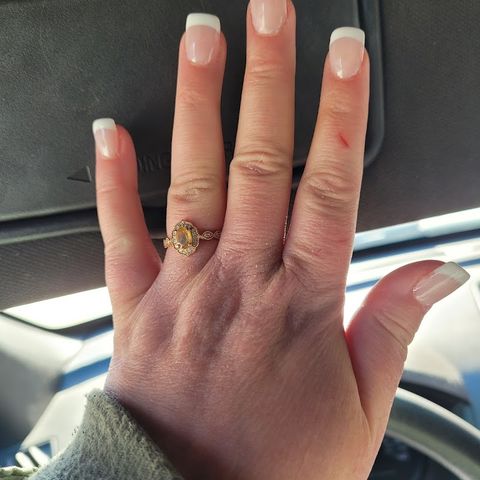 L a Nails, nail salon in Fergus Falls, MN